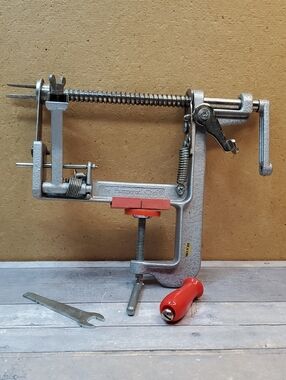 Pampered Chef Apple Peeler, Corer & Slicer   #3